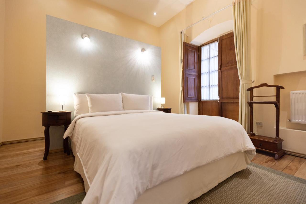 Casa El Eden Hotel Quito Bagian luar foto